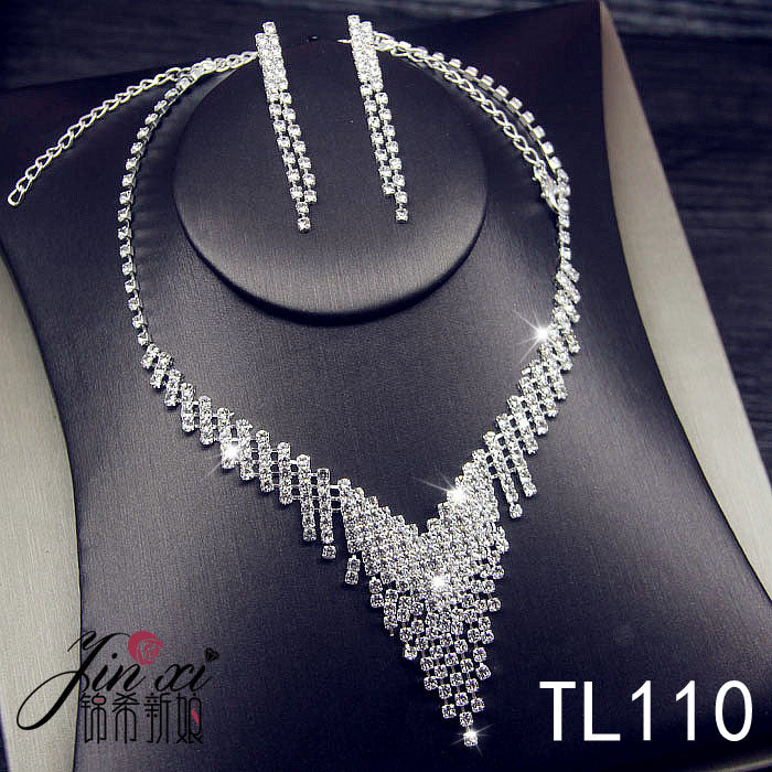 特新娘头饰套装皇冠三件套韩式婚礼结婚首饰婚纱配饰项链耳环饰品