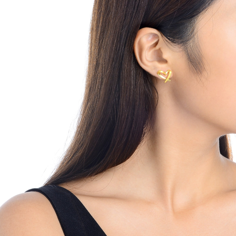 Send girlfriend Chow Sang Sang gold earrings heart-shaped earrings gold earrings female models 68738E pricing